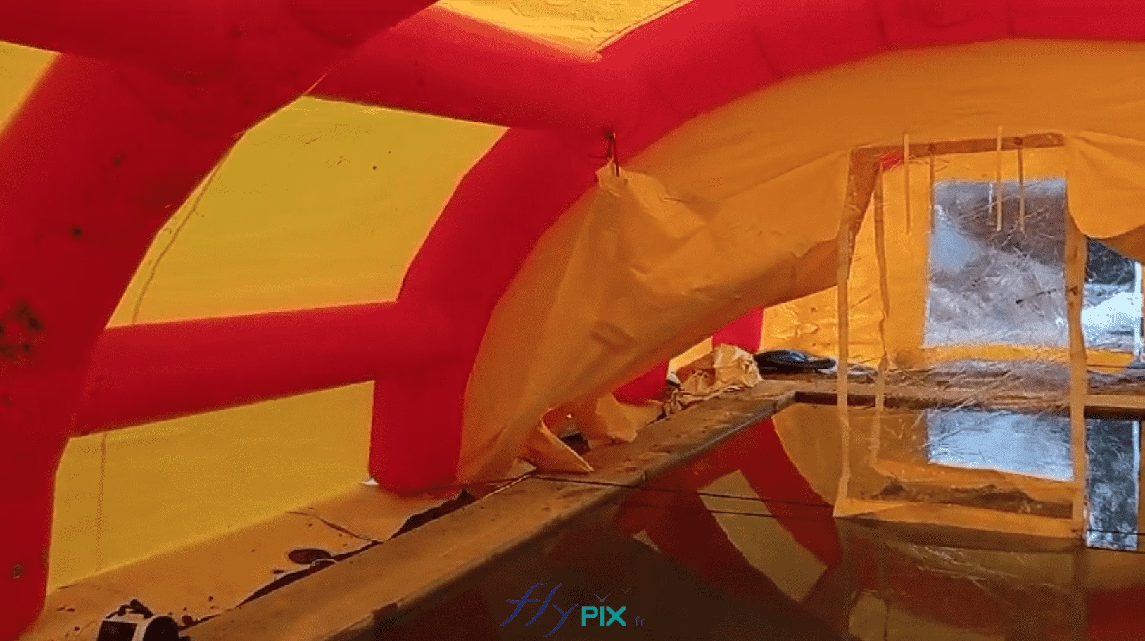 Abri gonflable chantier piscine air captif CSR TAJ Suisse pompe regulateur pression TUNNEL air captif 13