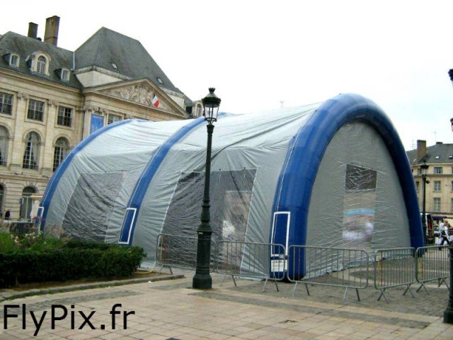 Abris gonflable pour expo