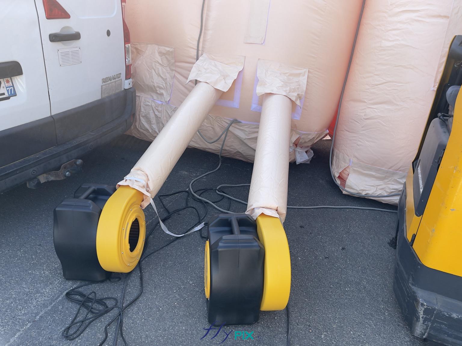 FLYPIX 2 turbines electriques et 2 manchons a air pour gonfler un grand hangar gonflable militaire en enveloppe pvc 045 mm double peau capitonnee 2