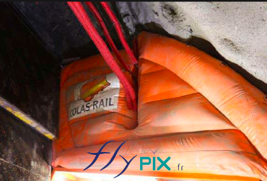 FLYPIX Tente gonflable tunnelier chantier metro souterrain COLAS RAIL 3