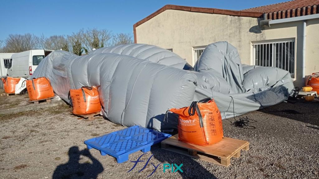FLYPIX montage grande tente gonflable air captif THALES gonflage par pompe 9 copie 1024x576