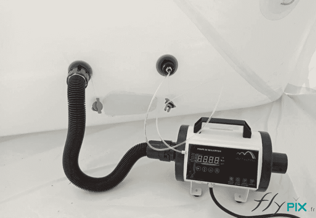 TEDIS tente PMA air captif L=10mxl=6mxH=275m PVC06mm simple peau bâche au sol pompe 6 lestages régulateur de pression 16 TEDIS tente PMA air captif L=10mxl=6mxH=275m PVC06mm simple peau bâche au sol pompe 6 lestages régulateur de pression 16