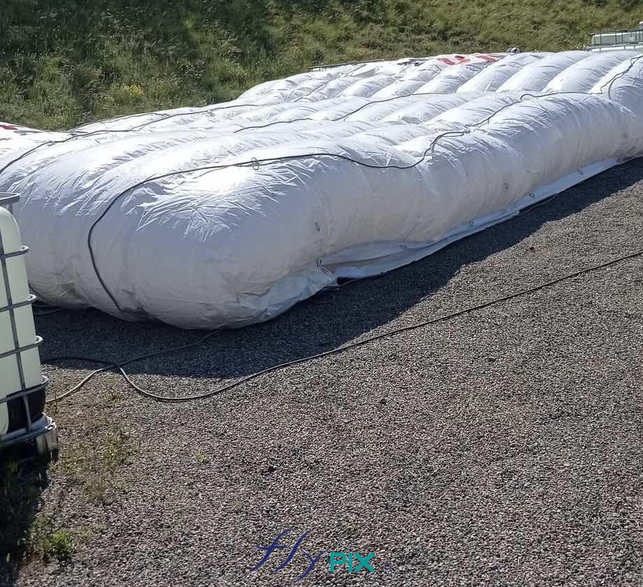 Tente gonflable tunnel demi lune air captif chantier stockage EDF 20