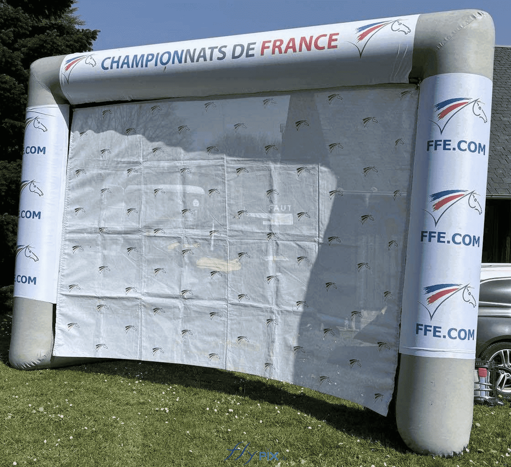 arche gonflable air captif FFE Competition vue face avec marquages amovibles logos sponsors enveloppe pvc