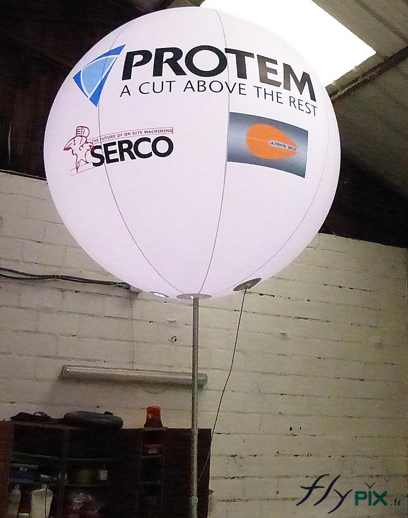 ballon eclairant lumineux LED impression logo couleur fond blanc PVC PROTEM