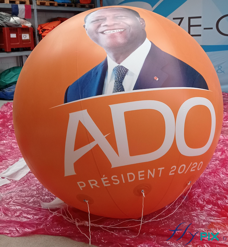 Fabrication de 20 ballons sphériques à hélium, de forme sphérique et en enveloppe PVC 0.18 mm, pour l'Afrique à Abidjan, Côte d'Ivoire