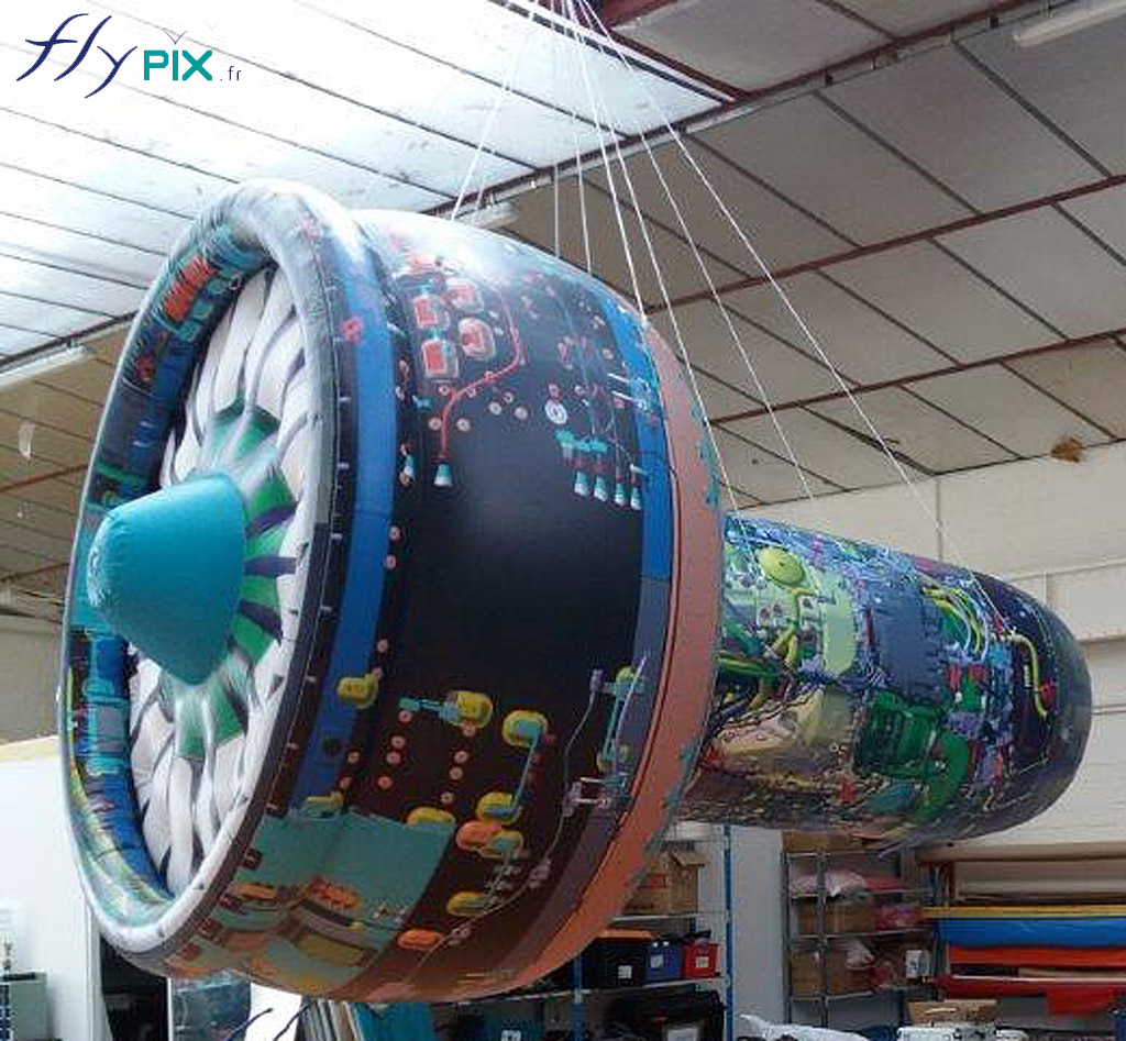 Ballon en PVC étanche gonflé à l'air de forme sur mesure, représentant un moteur d'avion.