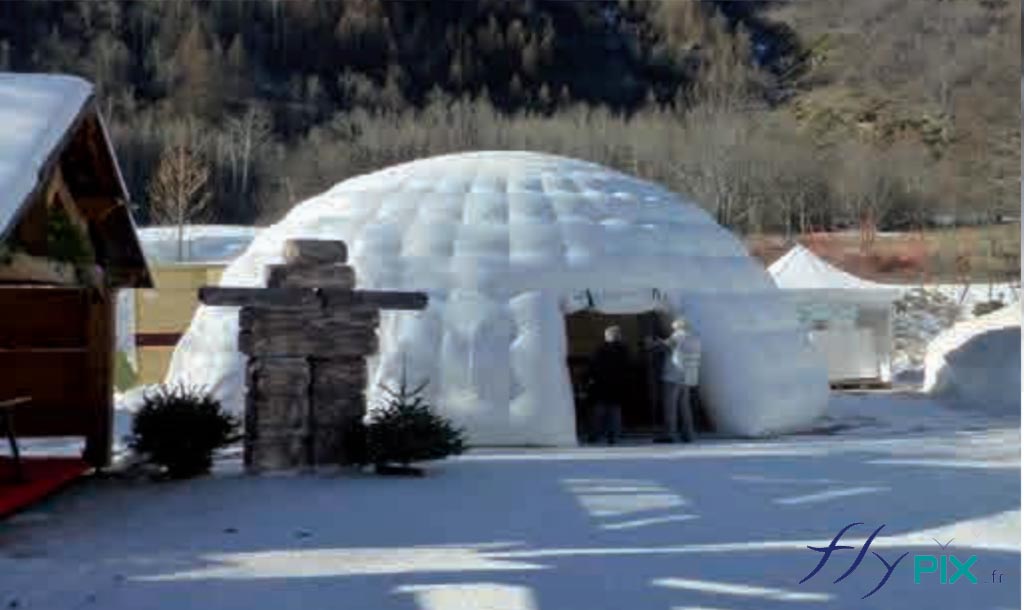 Igloo barnum tente extérieur, double cloison.