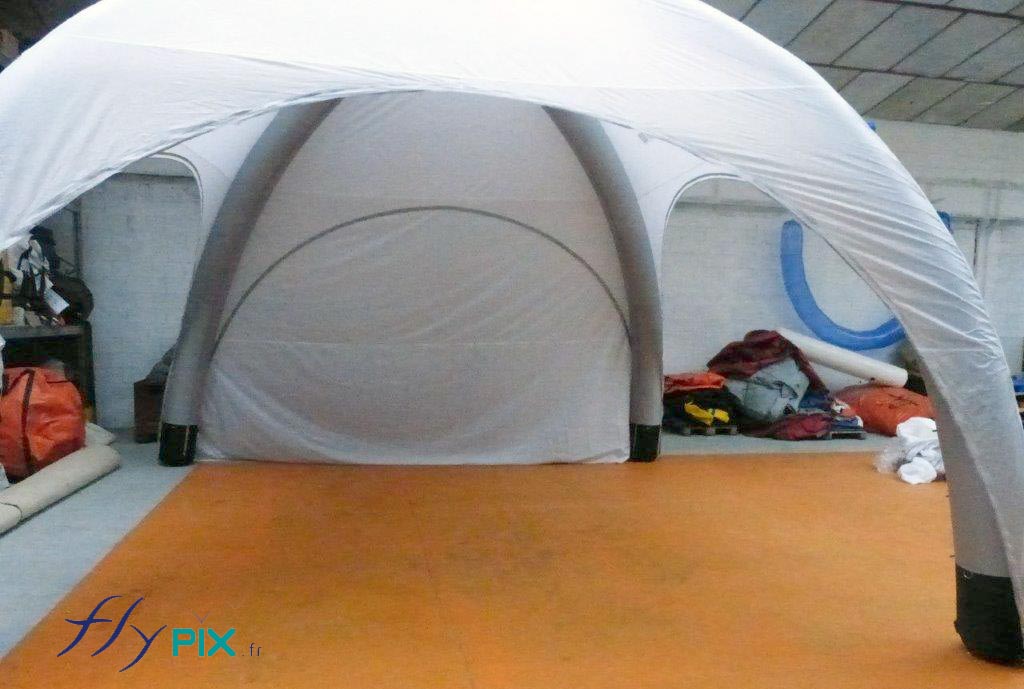 Fermetures latérales des tentes gonflables abris igloo 6x6 m.
