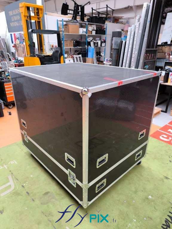 flypix flycase caisse en bois fabriquee en bois sur mesure protection rangement tente abri hangar gonflable 30