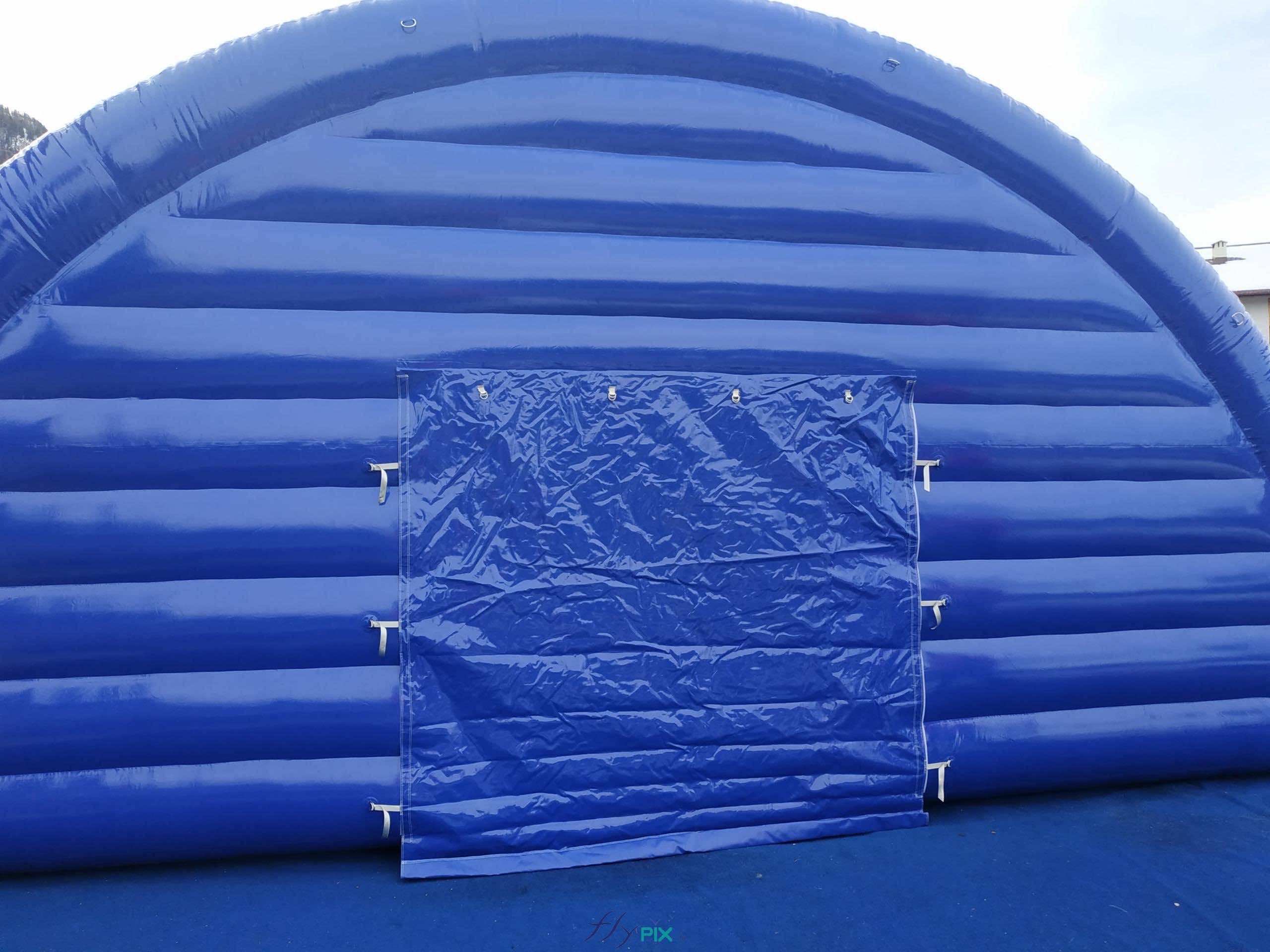 nendaz valais suisse structure gonflable abri tente hangar tunnel demi lune air captif enveloppe pvc double peau capitonnee accueil public scene 13 scaled