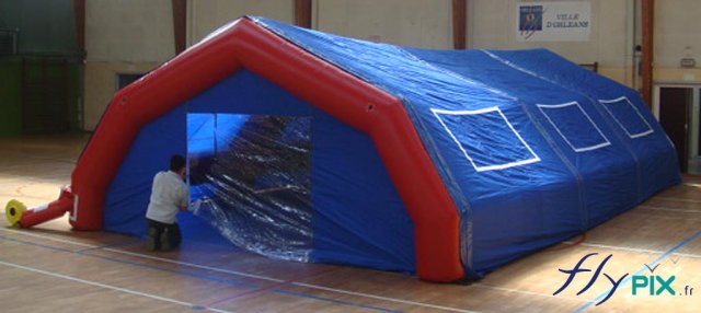 Tente gonflable 6x12m bleue et rouge