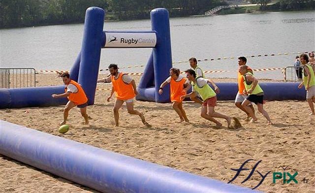 Terrain de rugby plage