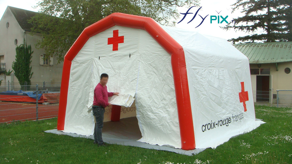 Tente gonflable PMA premiers secours pour la Croix Rouge Française